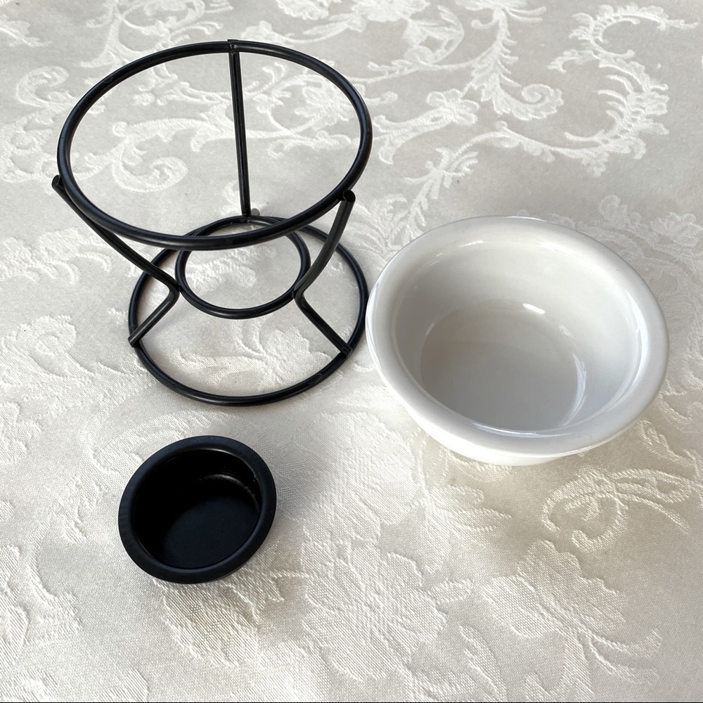 Mini Chocolate Fondue Set Black and White